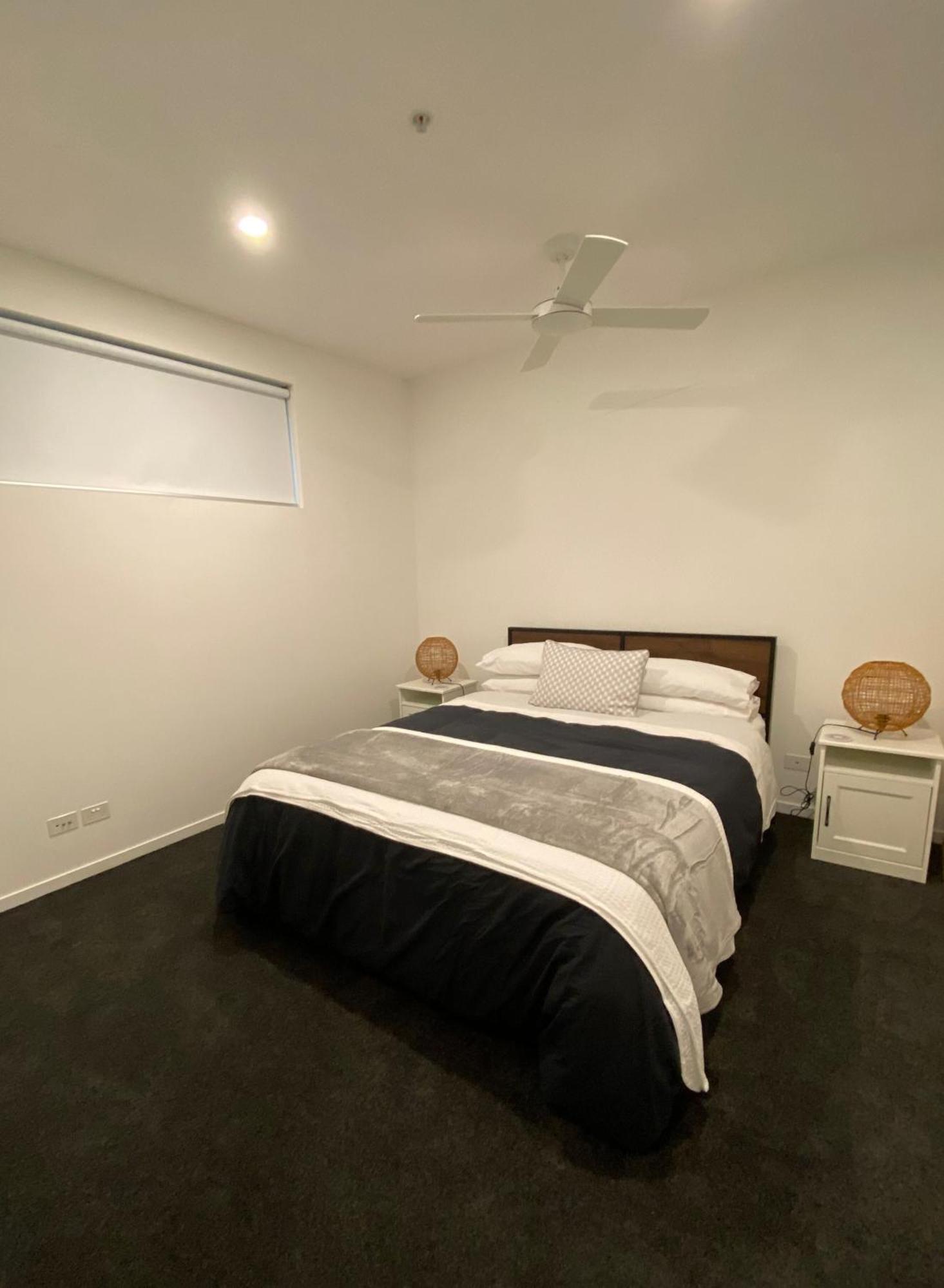 Modern Quiet 1 & 2 Bed Apt Opposite Albert Park Melbourne Kültér fotó